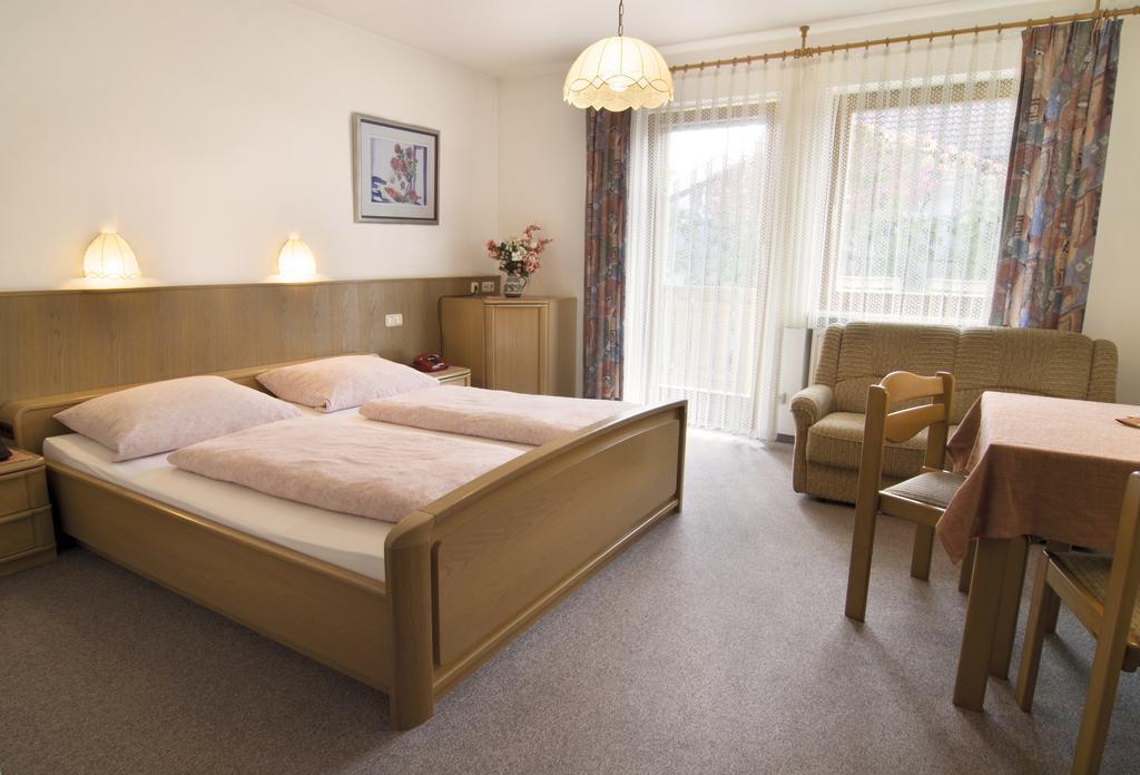 Pension Schwaiger Bad Goegging Room photo